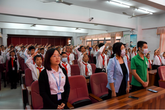 構(gòu)建校園防毒墻 青春導(dǎo)航助成長——南頭鎮(zhèn)校園毒品預(yù)防教育宣傳活動173.png